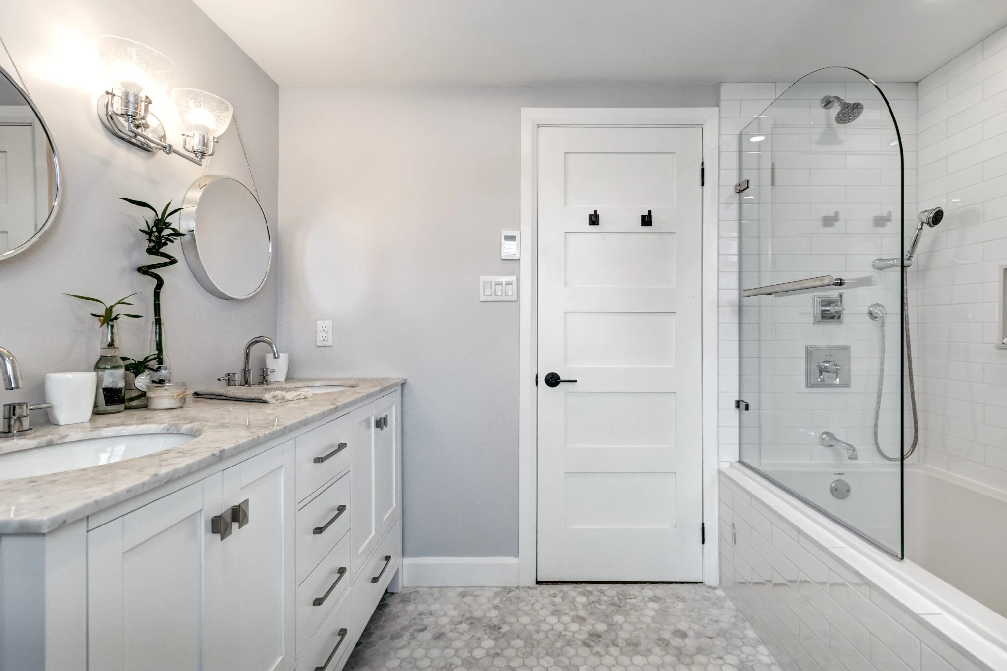 Well-kept modern residential bathroom